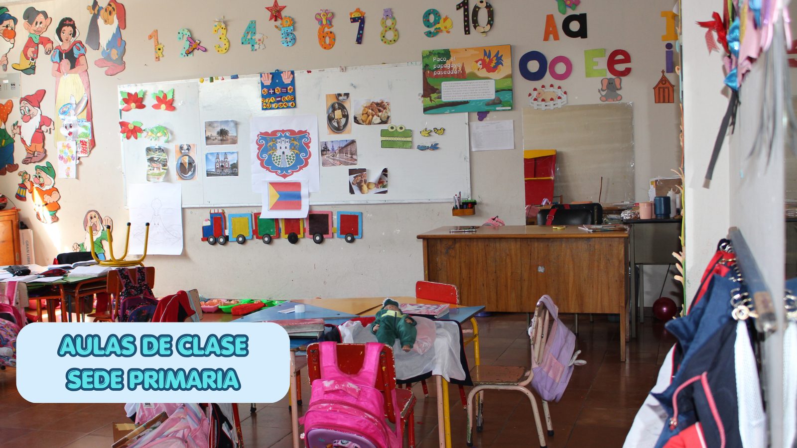 Aulas de clase de la sede primaria